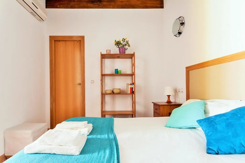 Hostly Sierpes 2 Center-Fibre-Parking Optional-Cless Apartment Seville 0*,