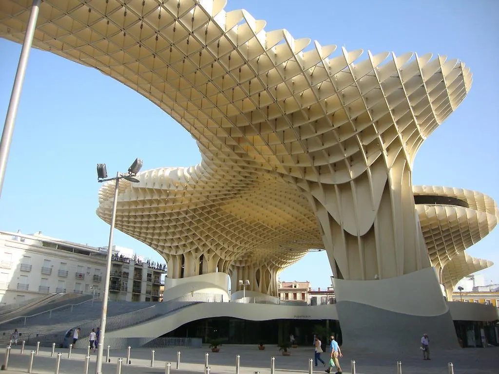 Hostly Sierpes 2 Center-Fibre-Parking Optional-Cless Apartment Seville