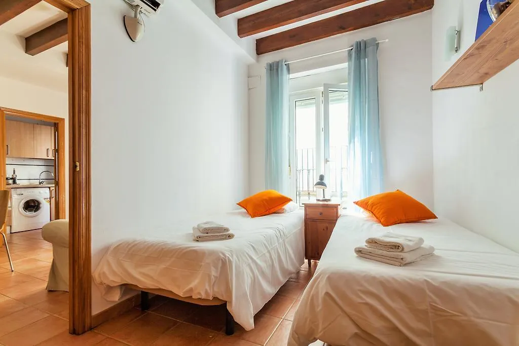 Hostly Sierpes 2 Center-Fibre-Parking Optional-Cless Apartment Seville